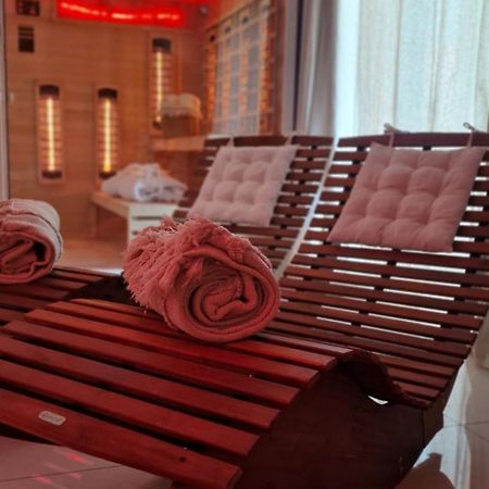 Spa Love Ceglana 1 A Sauna,,Jaccuzi Dla Dwojga Na Wylacznosc ジェロナ・グラ エクステリア 写真